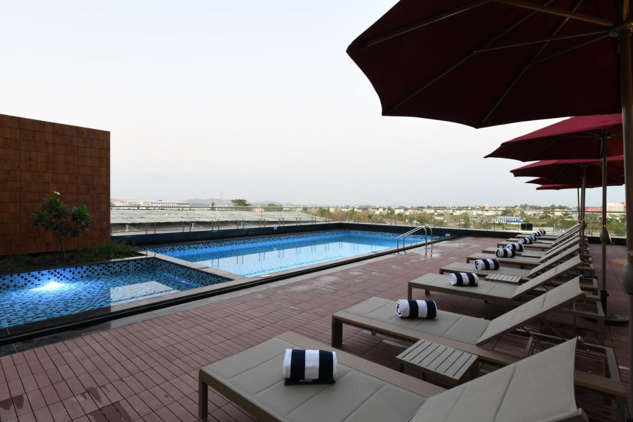 Hotel Harsha The Fern Shivamogga Zewnętrze zdjęcie