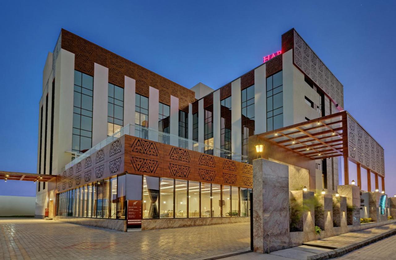 Hotel Harsha The Fern Shivamogga Zewnętrze zdjęcie