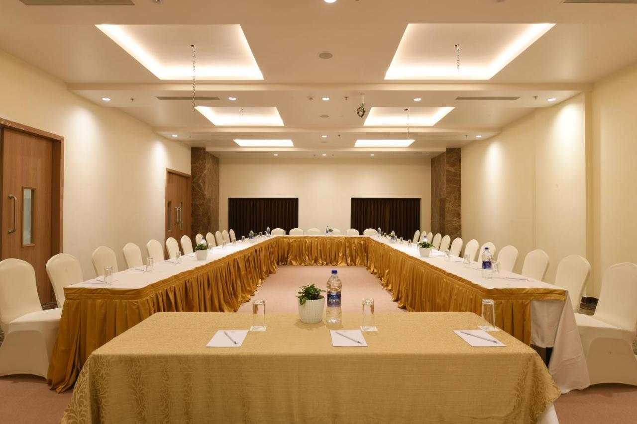 Hotel Harsha The Fern Shivamogga Zewnętrze zdjęcie